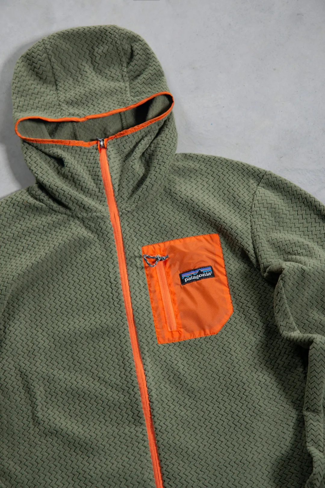 5507 P124 PATAGONIA REI ， ， 。PATAGONIA ， 。 ：Dark Gray Coffee Brown Black Royal Blue Purple Khaki White Yellow Blue Red Green 11 patagonia ： Breathable : ： Size ： S （ 112 69 64 46） M（ 116 71 65 48） L （ 120 73 66 50） XL（ 124 75 67 52） 170cm，80-130 S 170-175cm，130-150 M 175-180cm，150-170 L 180-185cm，170-190 XL